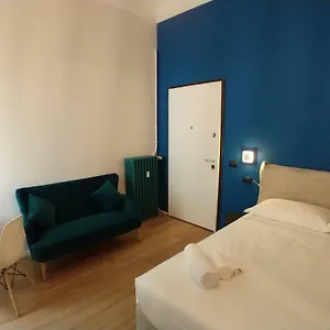  Apartamento Blue Design In Casa Epoca Isola Garibaldi Italia